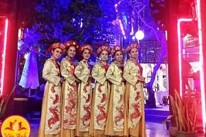 van anh event to chuc su kien mua dan gian mua chuoc ruou4