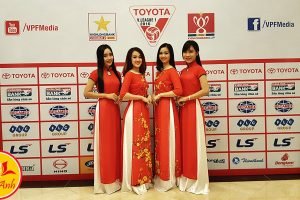 van anh event to chuc su kien MC singer PB PG cheerleader.jpg