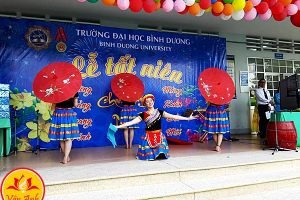 van anh event to chuc su kien mua dan gian mua meo vietnamese dance 1