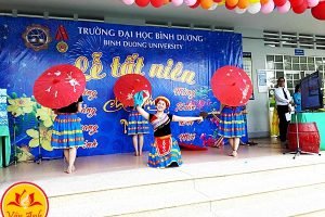 van anh event to chuc su kien mua dan gian mua meo vietnamese dance