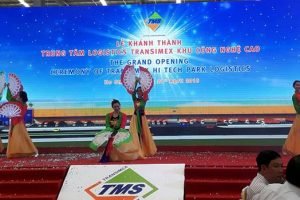 van anh event to chuc su kien mua dan gian mua quat vietnamese dance A