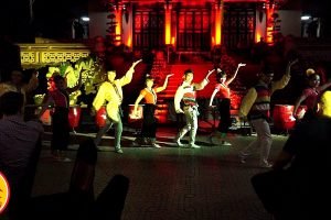 van anh event to chuc su kien mua dan gian mua thai vietnamese dance (8)