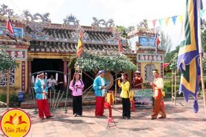 van anh evet-to chuc su kien-ban nhac dan toc-dan gian mien trung3